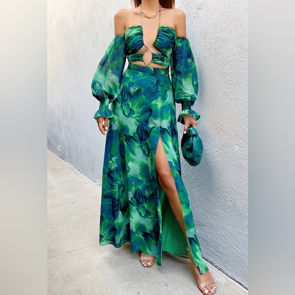 Green Floral Off-Shoulder Maxi Dress with Front Slit